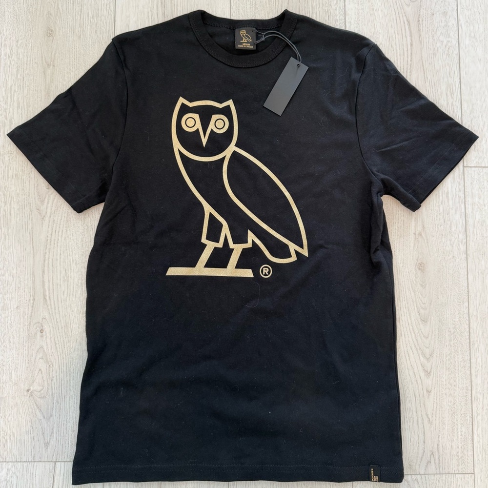 Black T-Shirt with Gold Owl Design